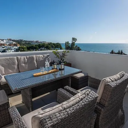 Lägenhet Stunning Beachfront Penthouse *