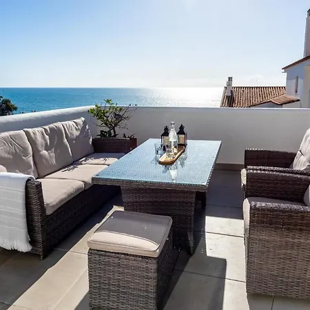 Lägenhet Stunning Beachfront Penthouse